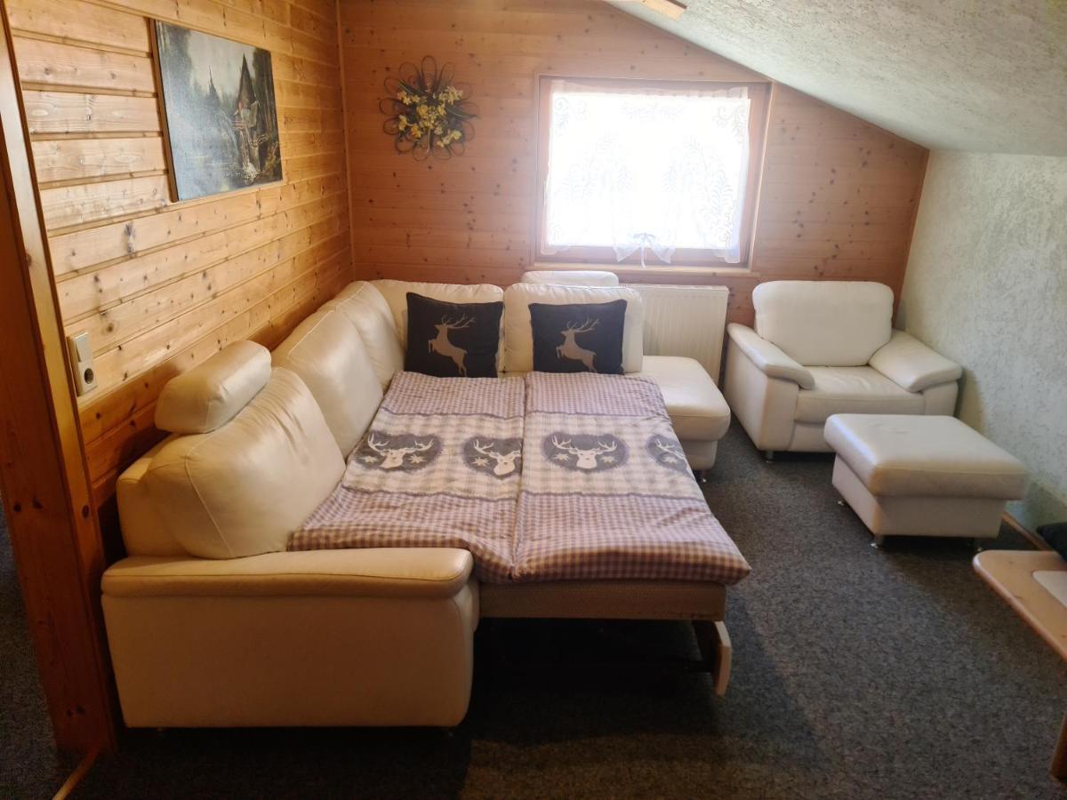 Schoene Ferienwohnung Im Naturpark Grebenzen ザンクト・ランブレヒット エクステリア 写真