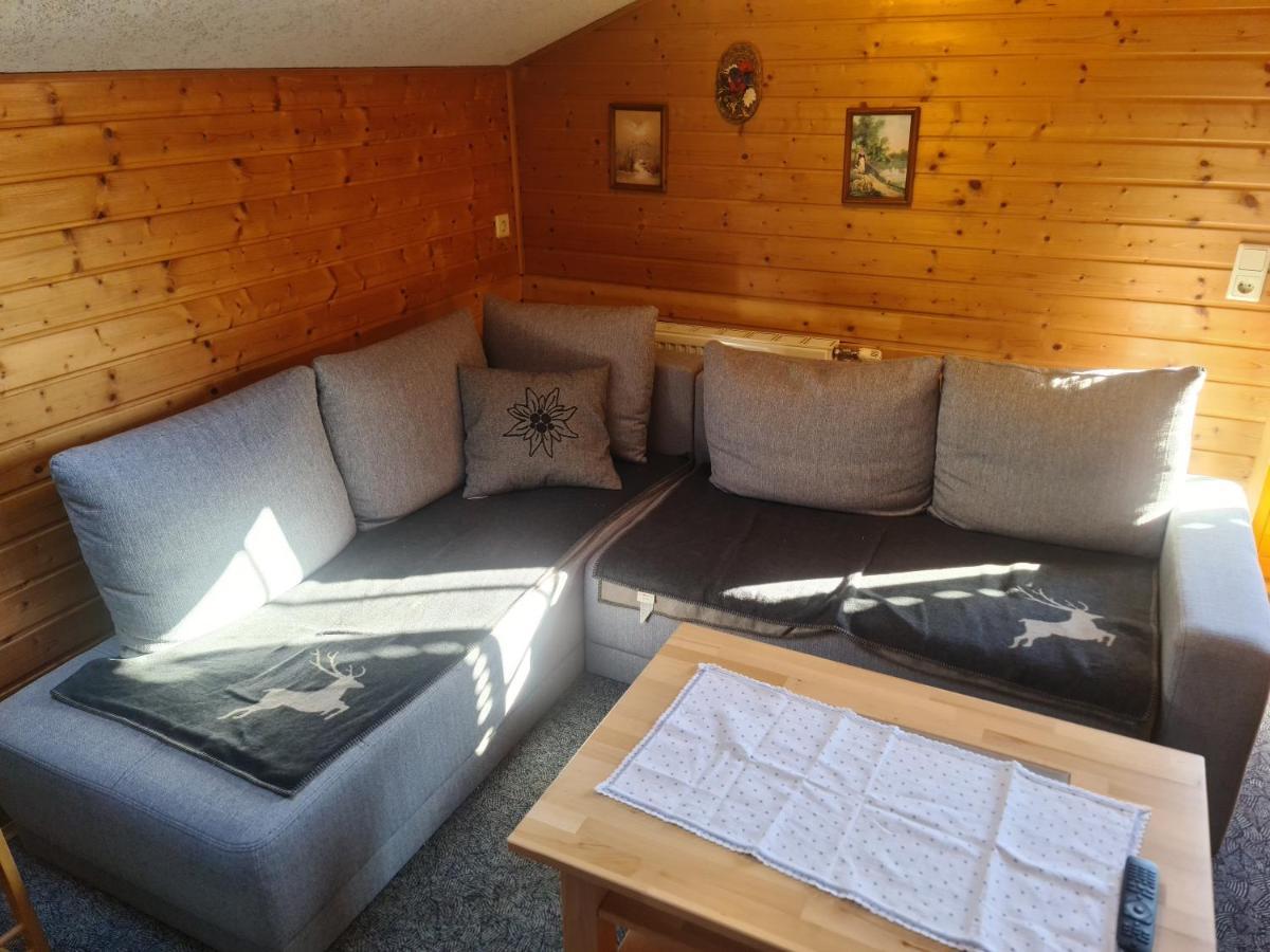 Schoene Ferienwohnung Im Naturpark Grebenzen ザンクト・ランブレヒット エクステリア 写真