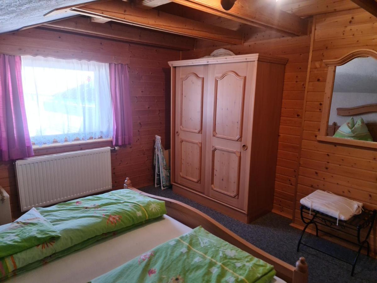 Schoene Ferienwohnung Im Naturpark Grebenzen ザンクト・ランブレヒット エクステリア 写真