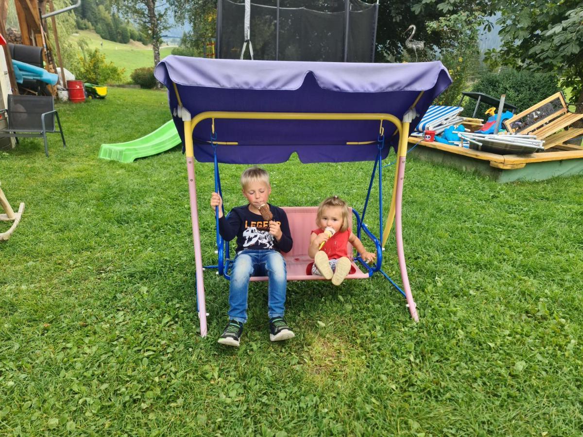 Schoene Ferienwohnung Im Naturpark Grebenzen ザンクト・ランブレヒット エクステリア 写真